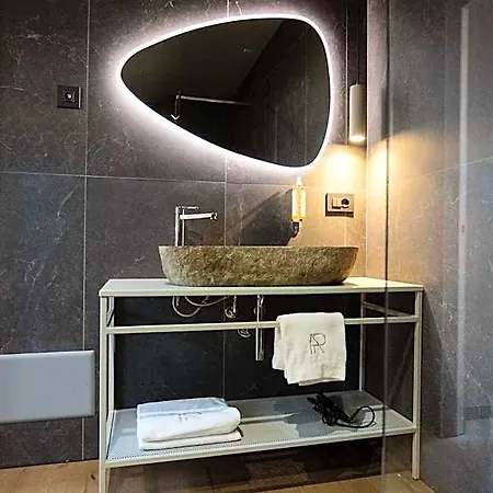 Ar Suites&art فندق