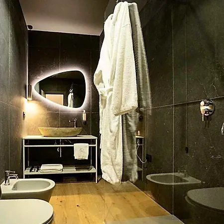 Ar Suites&art فندق *