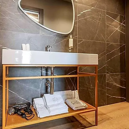 Hotell Ar Suites&art *